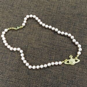 Women’s vivienne Westwood necklace
